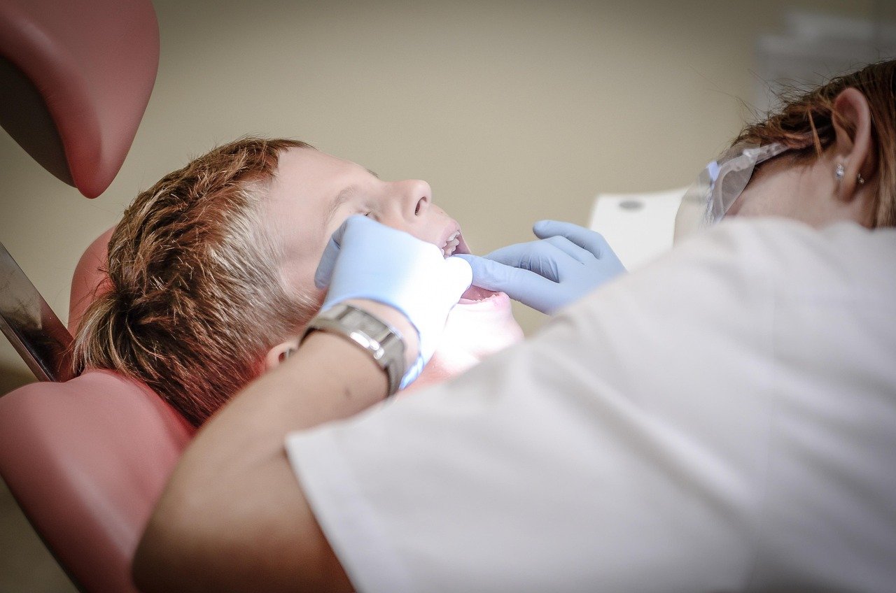 'I spent uni savings on getting my teeth fixed' - the real cost of NHS dentist shortage